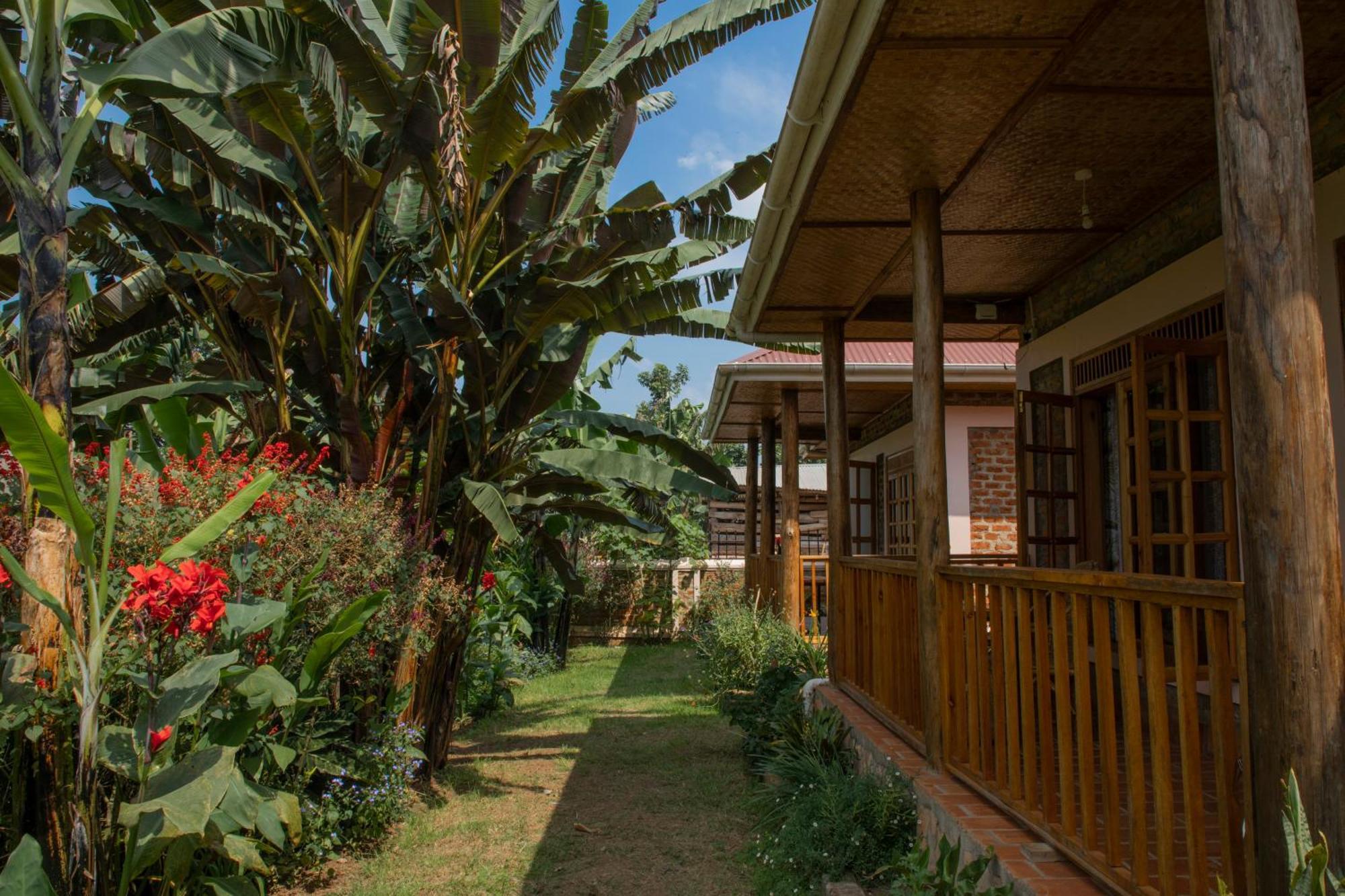 Kaswa Lodge Fort Portal Exterior foto
